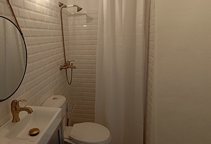 wc-exterior-casa-das-hortas paredes de coura-675x460